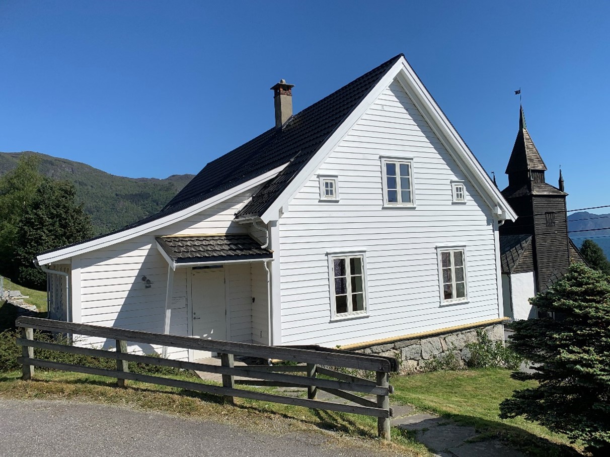 Foto av Leikanger kyrkjelydshus - Klokkargarden